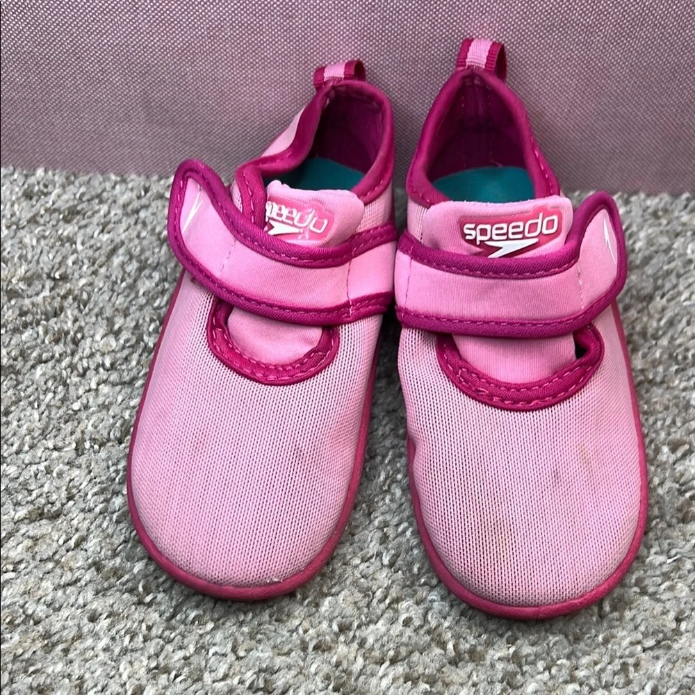 Speedo Water Shoes Green and Pink Lightweight Mesh